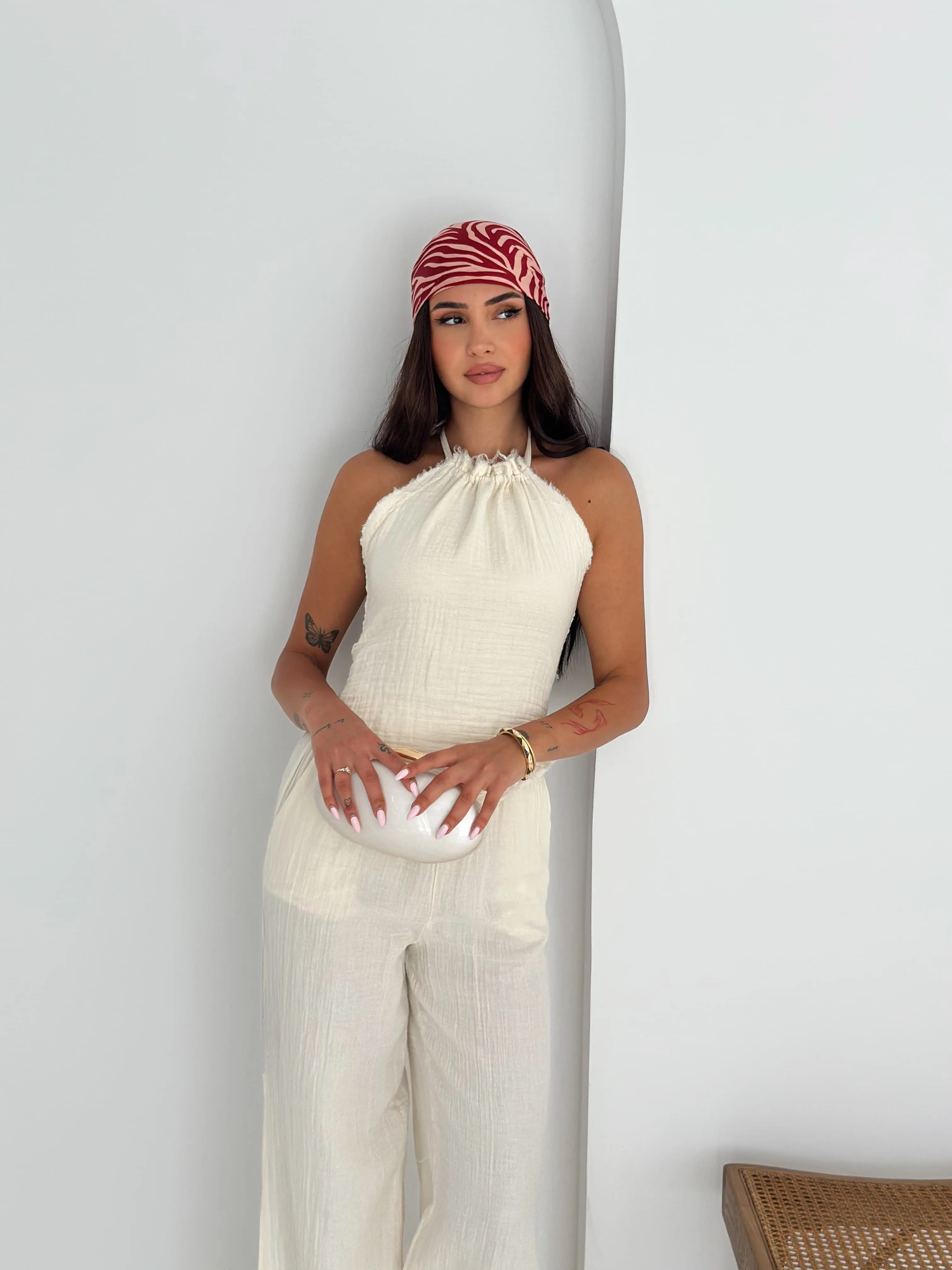 Keten Boyundan bağlamlı Bluz Paça Yırtmaçlı Pantolon  Taş