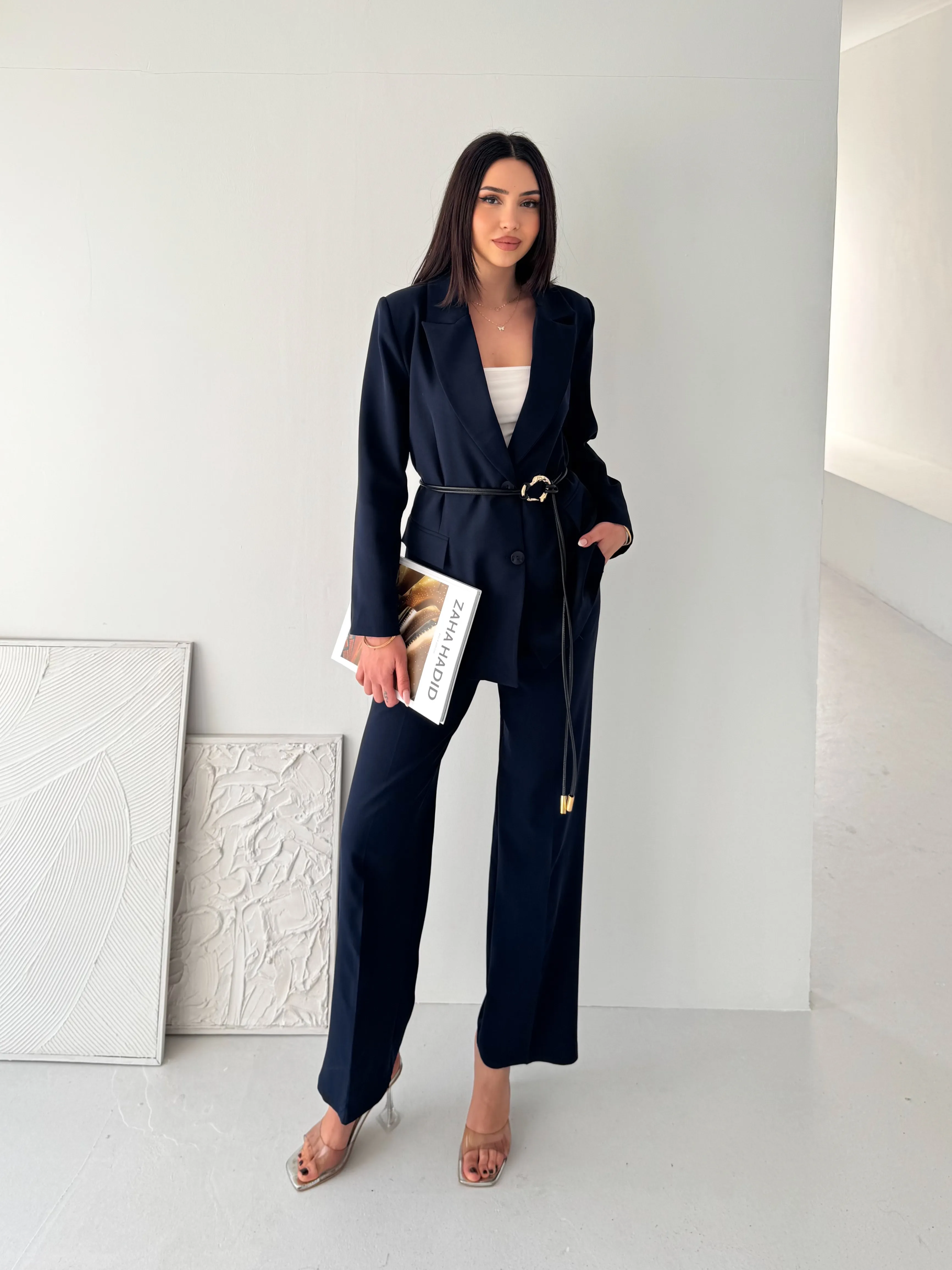 Deri Kemer Detaylı Blazer Ceket Lacivert